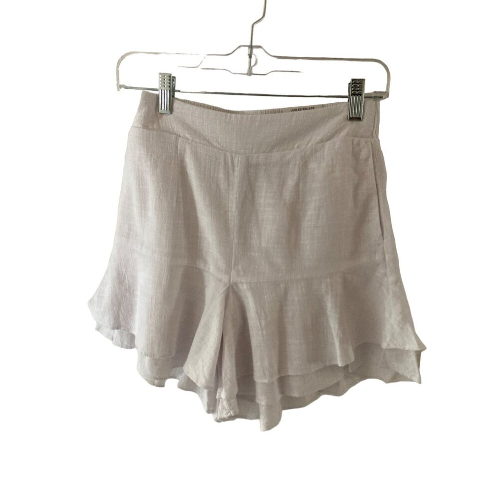 NWT INC INTERNATIONAL CONCEPTS  Tiered Ruffled Shorts  White Small - Picture 2 of 6